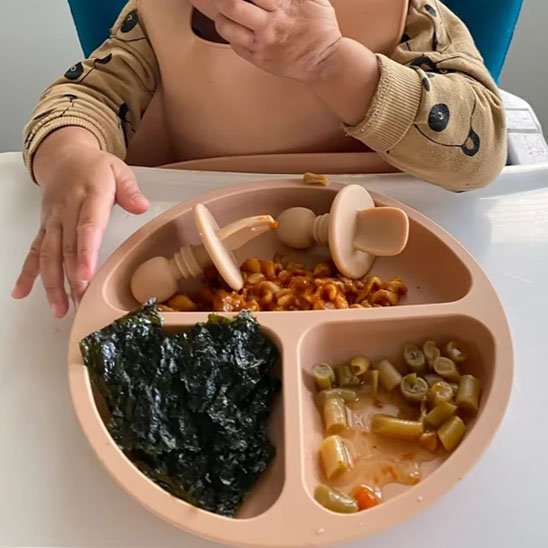 Assiette bebe a compartiment rose