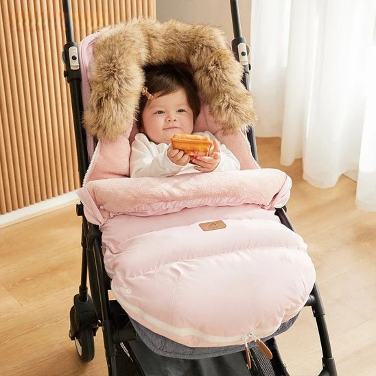 Chancelière poussette imperméable douillet rose