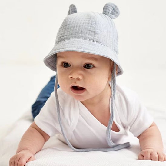 Chapeau bebe bleu