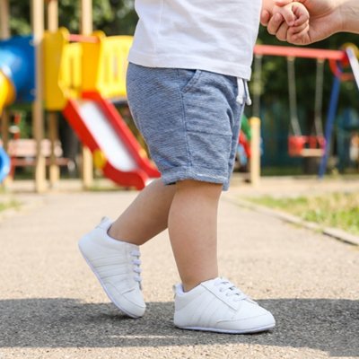 Chaussure bebe moderne blanc