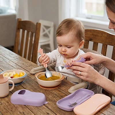 Couvert pour bebe​ complet ergonomique violet
