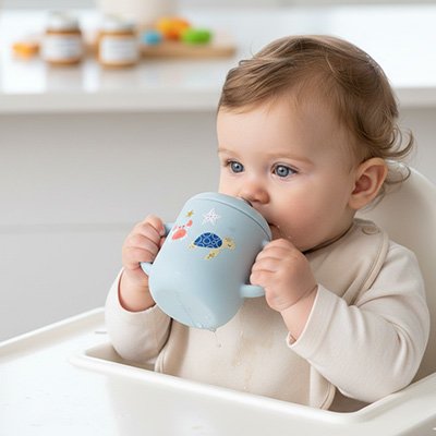 Gobelet bebe antidérapant bleu