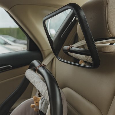Miroir voiture bébé facile et sécuritaire 