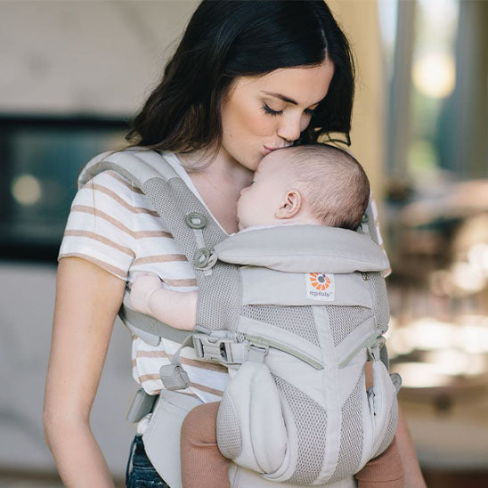 Porte bébé ergonomique Gris